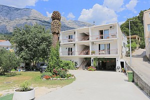 Apartmány s parkovištěm Tučepi, Makarská - Makarska