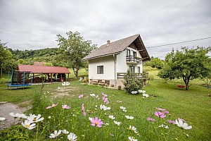 Prázdninový dům s parkovištěm Hreljin Ogulinski, Gorski kotar
