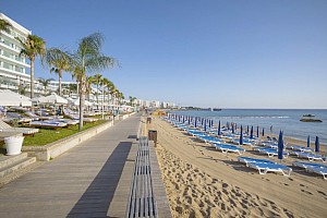 Hotel Constantinos The Great Beach