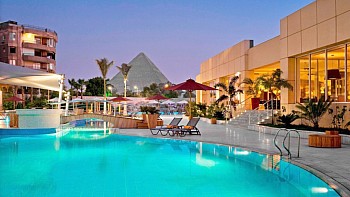 Cairo Pyramids Hotel