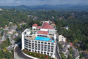 THE GRAND KANDYAN HOTEL